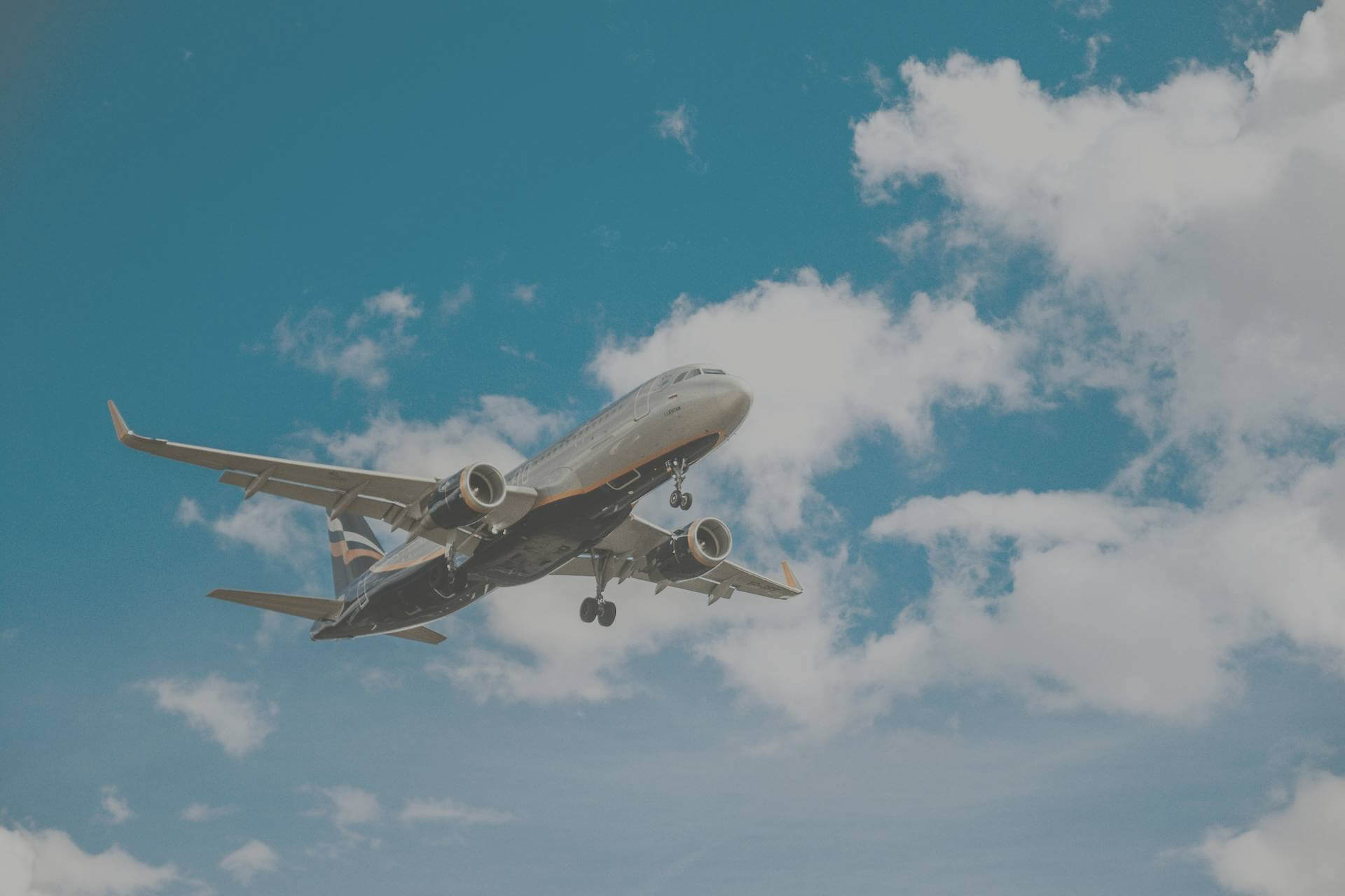 Airlines that Fly to Roatan Airport